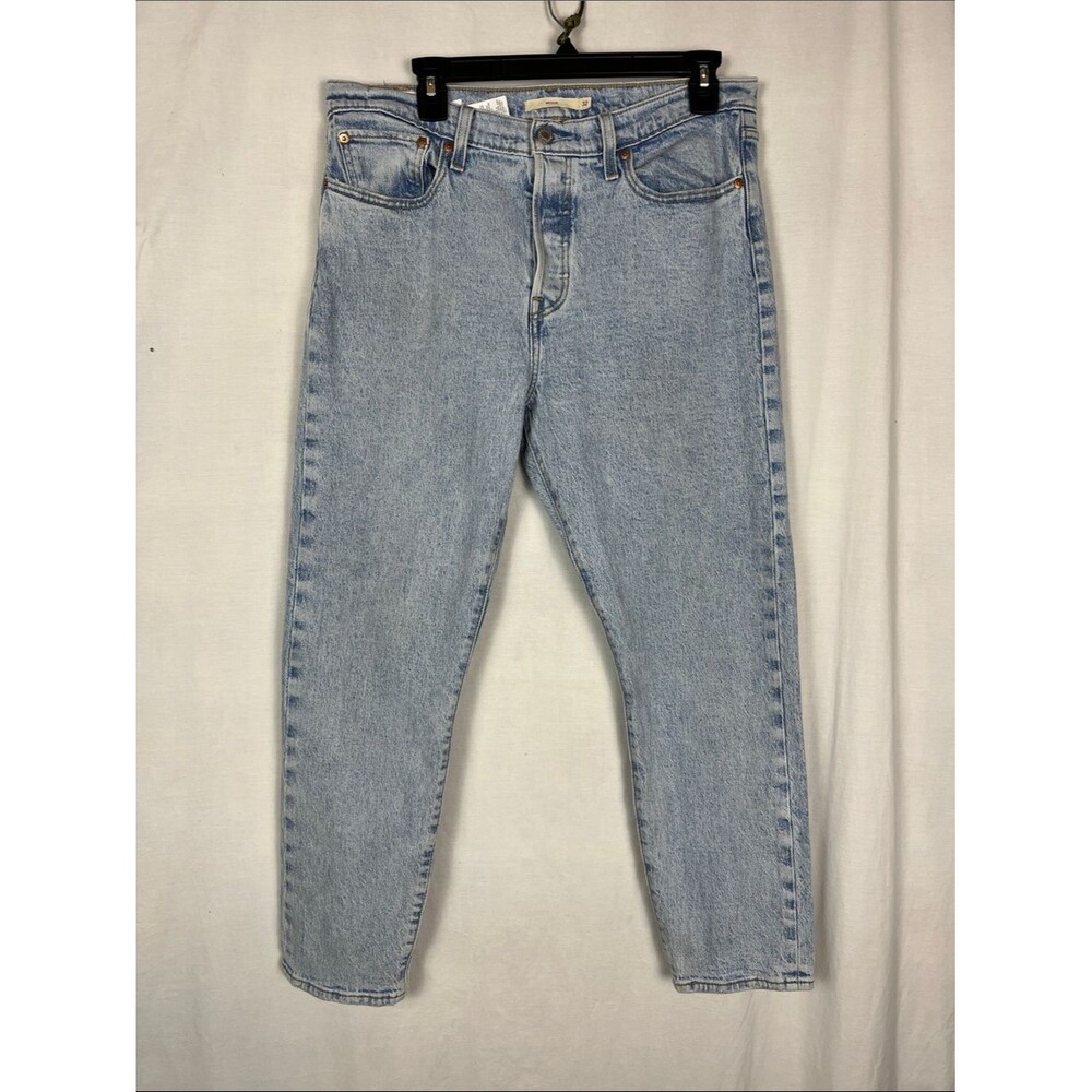 Levi Wedgie Stonewash Big E Button Fly Mom Jeans